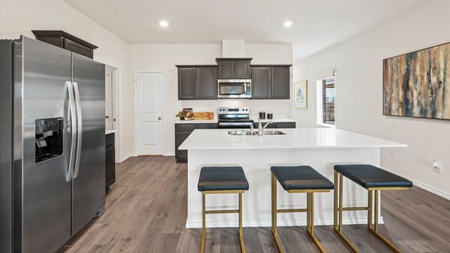 635 Sky Muse Drive, Lavon, TX 75166