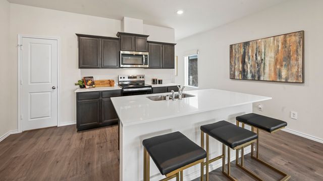 635 Sky Muse Drive, Lavon, TX 75166