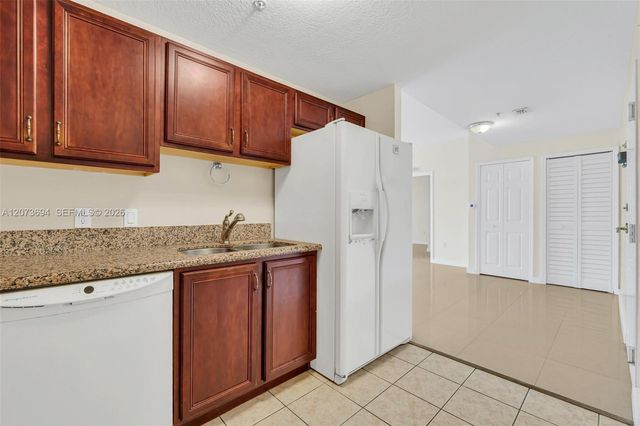 5271 SW 8th 203, Miami, FL 33134