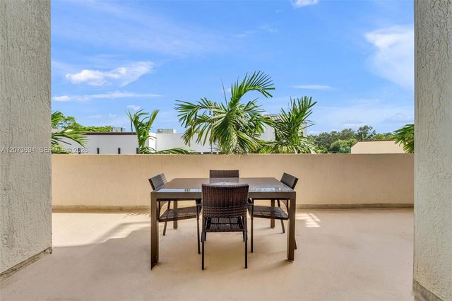 5271 SW 8th 203, Miami, FL 33134