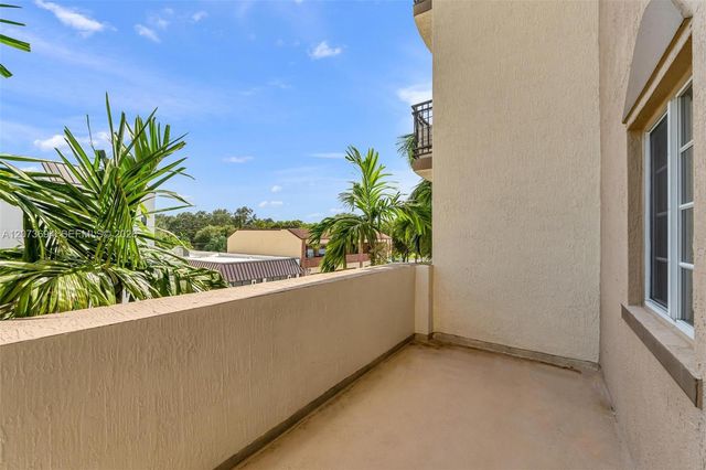 5271 SW 8th 203, Miami, FL 33134