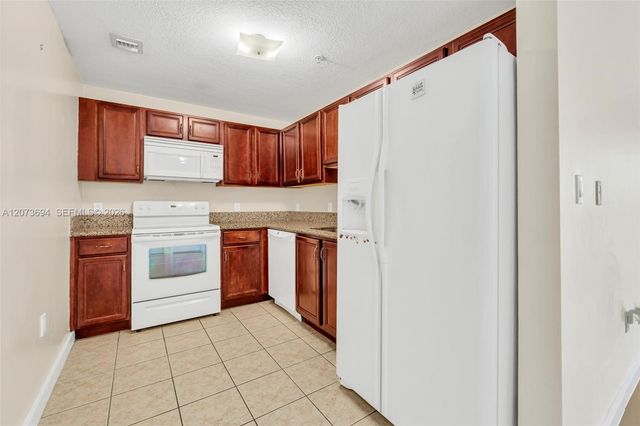 5271 SW 8th 203, Miami, FL 33134