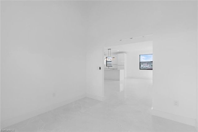 2001 NW 25th AVE, Cape Coral, FL 33993