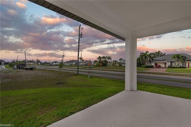 2001 NW 25th AVE, Cape Coral, FL 33993