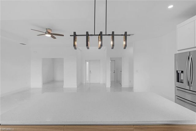 2001 NW 25th AVE, Cape Coral, FL 33993