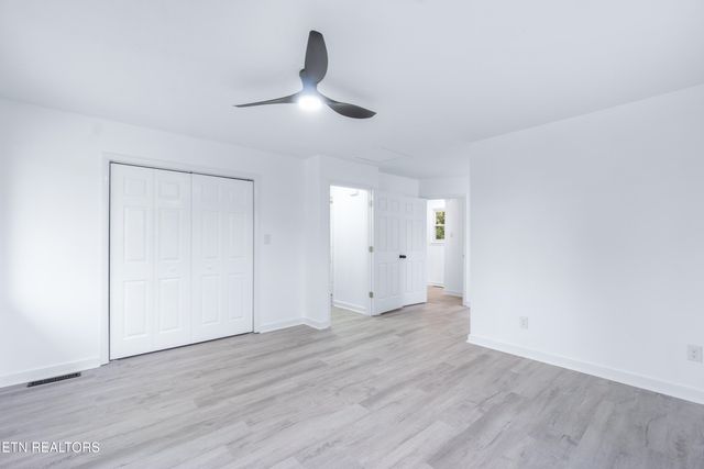 140 Charles Place, Harriman, TN 37748