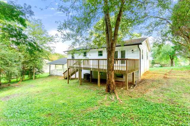 140 Charles Place, Harriman, TN 37748