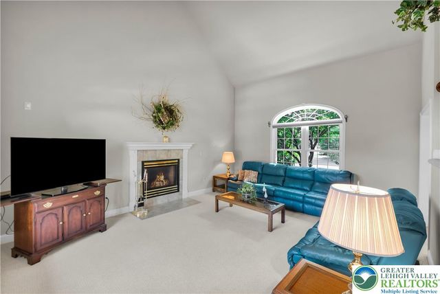 4521 Loraine Lane, Hanover Twp, PA 18017