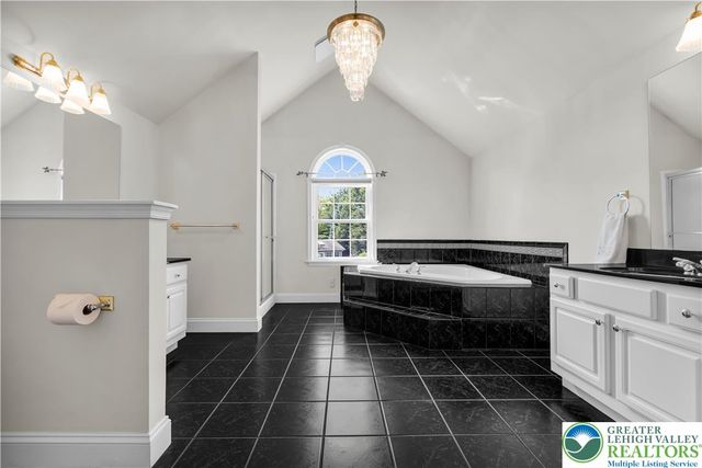4521 Loraine Lane, Hanover Twp, PA 18017
