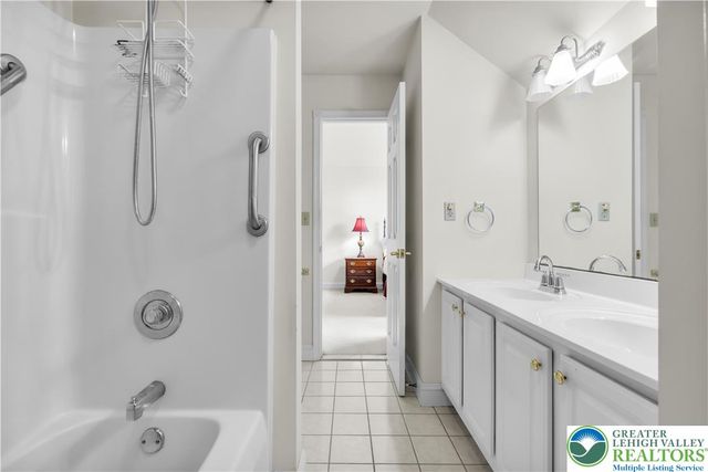 4521 Loraine Lane, Hanover Twp, PA 18017