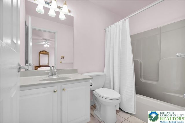 4521 Loraine Lane, Hanover Twp, PA 18017