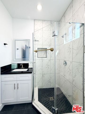 4627 Rosewood Avenue, Los Angeles, CA 90004