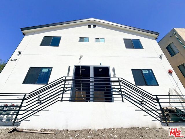 4627 Rosewood Avenue, Los Angeles, CA 90004