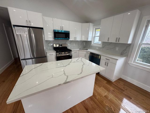 23007 145th Avenue, Springfield Gardens, NY 11413