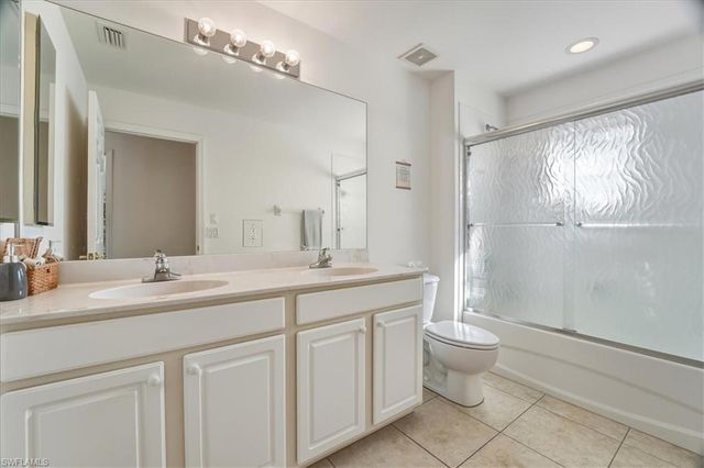 9346 Spanish Moss WAY, Bonita Springs, FL 34135