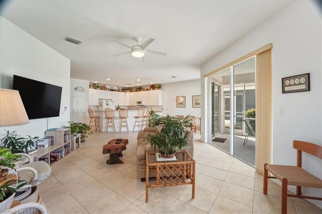 9346 Spanish Moss WAY, Bonita Springs, FL 34135