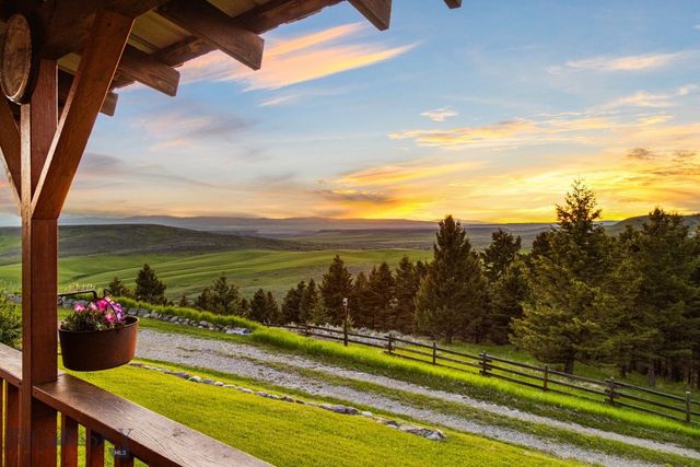 3 Highland Ranch Road, Wilsall, MT 59086