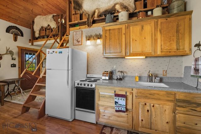 3 Highland Ranch Road, Wilsall, MT 59086