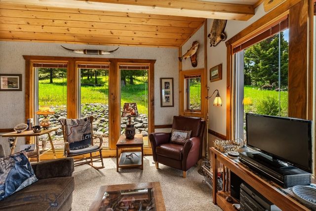 3 Highland Ranch Road, Wilsall, MT 59086