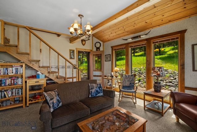 3 Highland Ranch Road, Wilsall, MT 59086