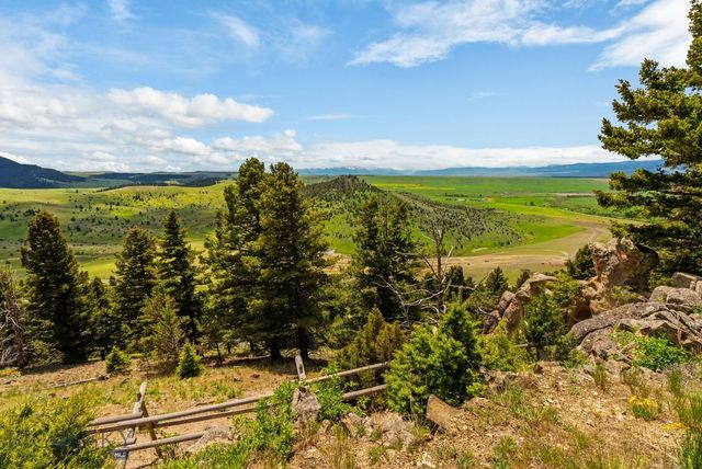 3 Highland Ranch Road, Wilsall, MT 59086