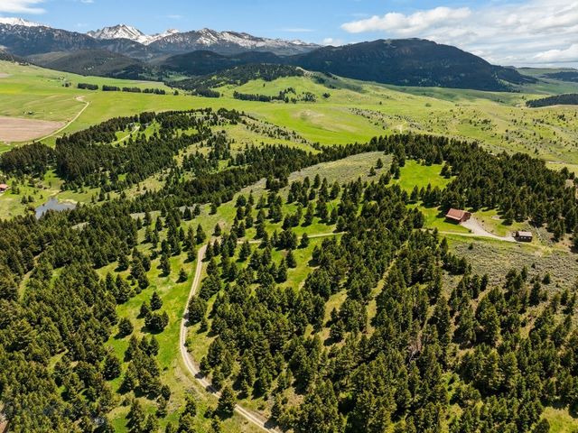3 Highland Ranch Road, Wilsall, MT 59086