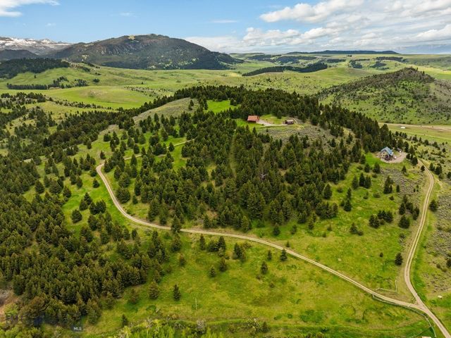 3 Highland Ranch Road, Wilsall, MT 59086