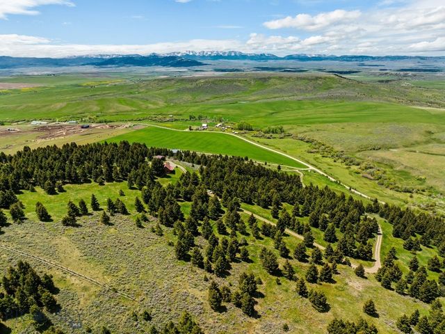 3 Highland Ranch Road, Wilsall, MT 59086