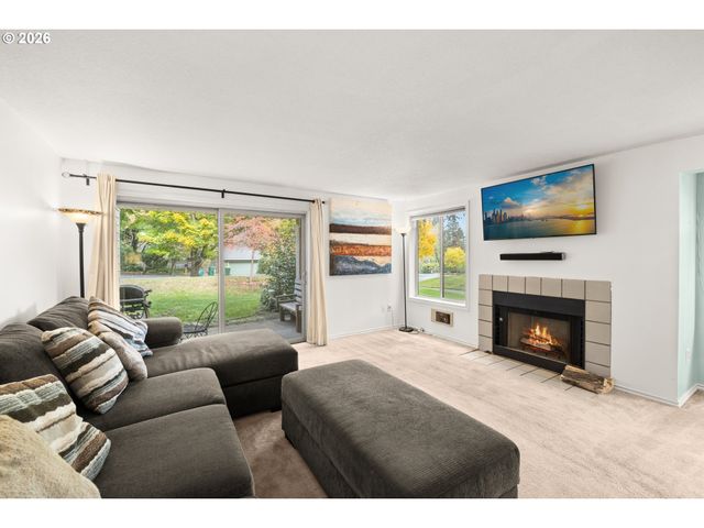 9912 Sw TRAPPER Ter, Beaverton, OR 97008