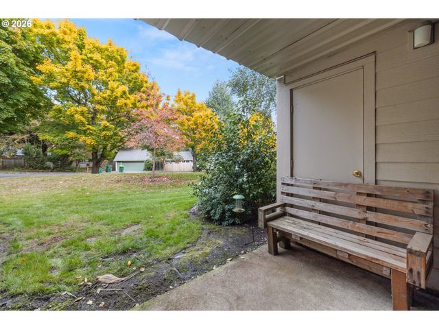 9912 Sw TRAPPER Ter, Beaverton, OR 97008