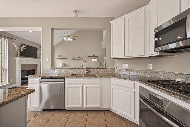 4227 N Webber Drive, Pearland, TX 77584