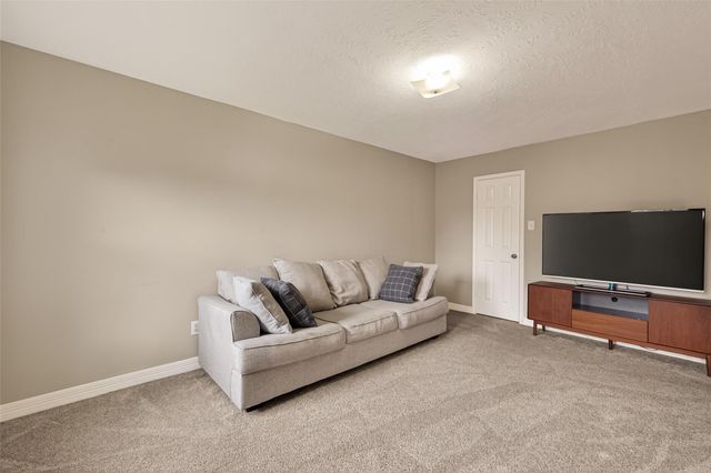 4227 N Webber Drive, Pearland, TX 77584