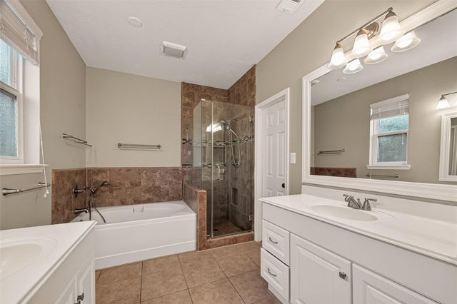 4227 N Webber Drive, Pearland, TX 77584