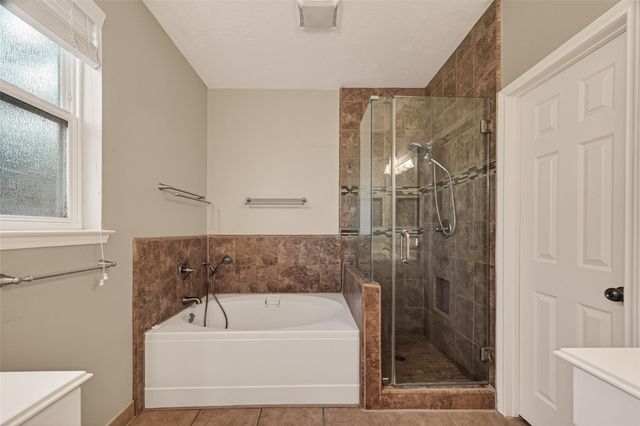 4227 N Webber Drive, Pearland, TX 77584