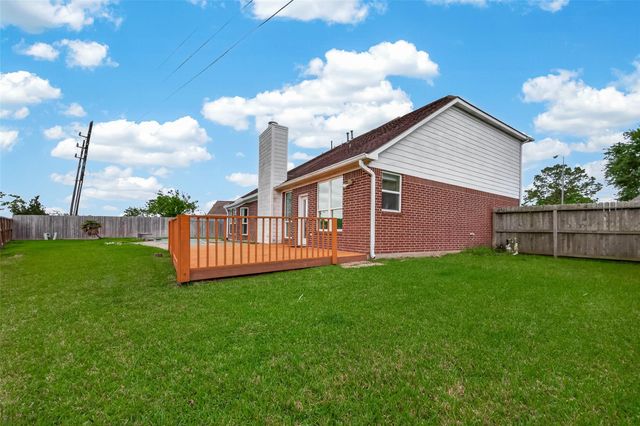 4227 N Webber Drive, Pearland, TX 77584