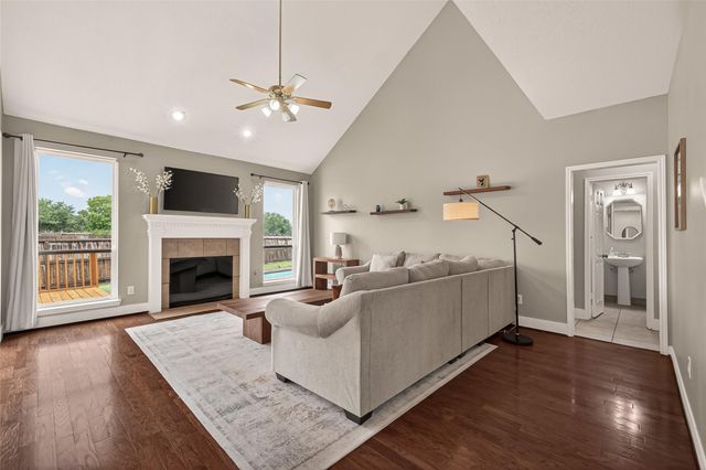 4227 N Webber Drive, Pearland, TX 77584