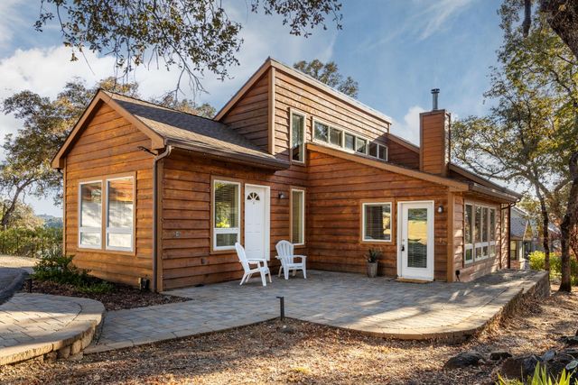 14087 Sun Forest Dr, Penn Valley, CA 95946