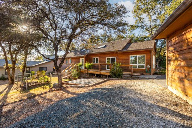 14087 Sun Forest Dr, Penn Valley, CA 95946