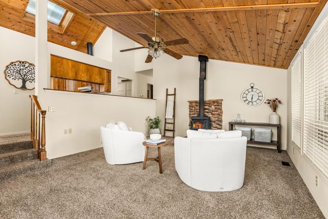 14087 Sun Forest Dr, Penn Valley, CA 95946