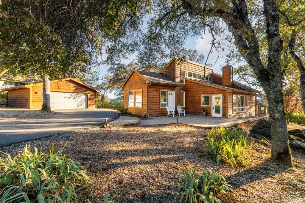 14087 Sun Forest Dr, Penn Valley, CA 95946