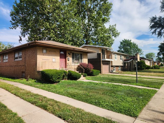 317 Madison Avenue, Calumet City, IL 60409