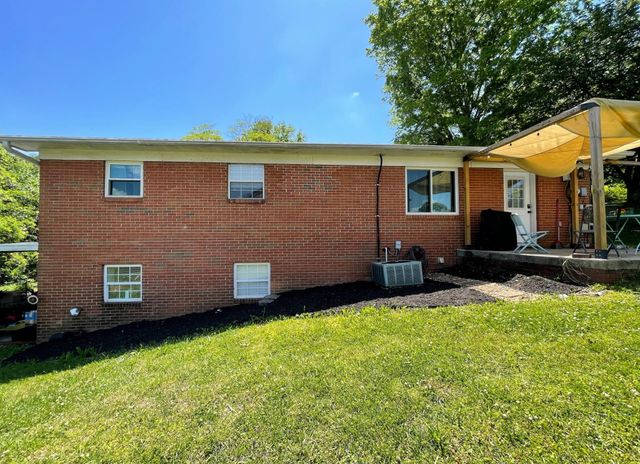 611 Lakeland Drive, NE, Cleveland, TN 37312