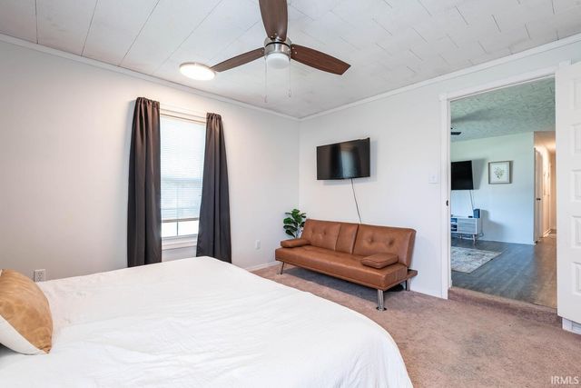 2812 Eastern Avenue, Bedford, IN 47421