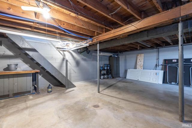 2812 Eastern Avenue, Bedford, IN 47421