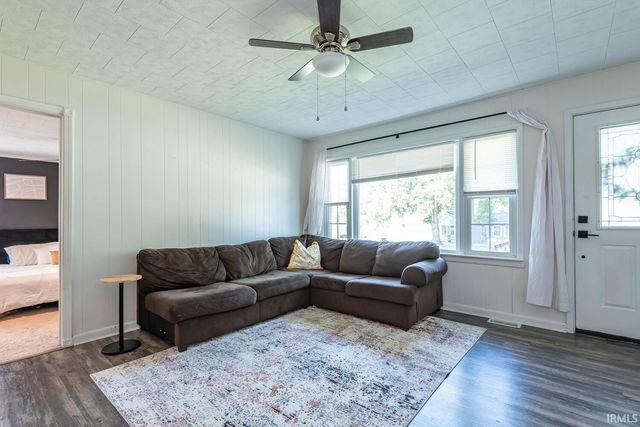 2812 Eastern Avenue, Bedford, IN 47421