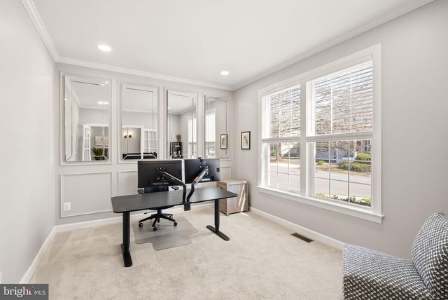 22879 COURTLAND PARK DR, Brambleton, VA 20148