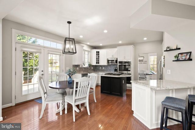 22879 COURTLAND PARK DR, Brambleton, VA 20148