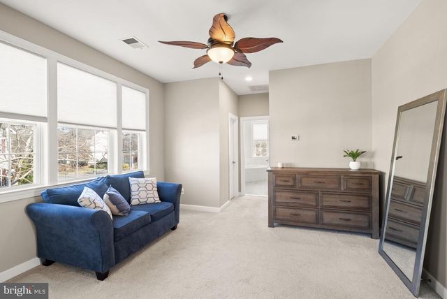 22879 COURTLAND PARK DR, Brambleton, VA 20148