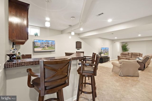 22879 COURTLAND PARK DR, Brambleton, VA 20148