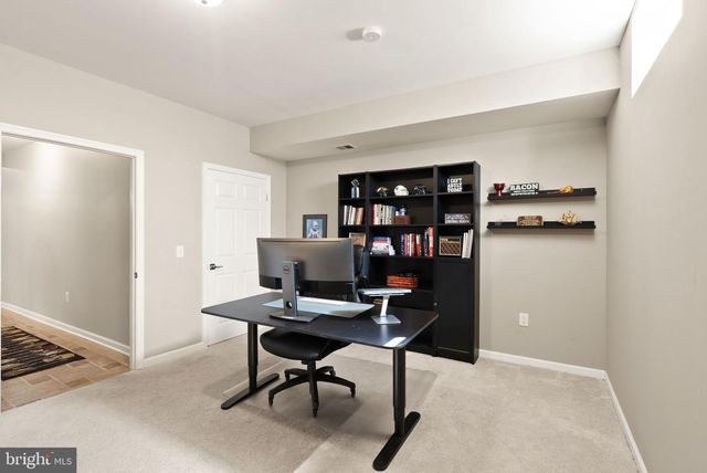 22879 COURTLAND PARK DR, Brambleton, VA 20148